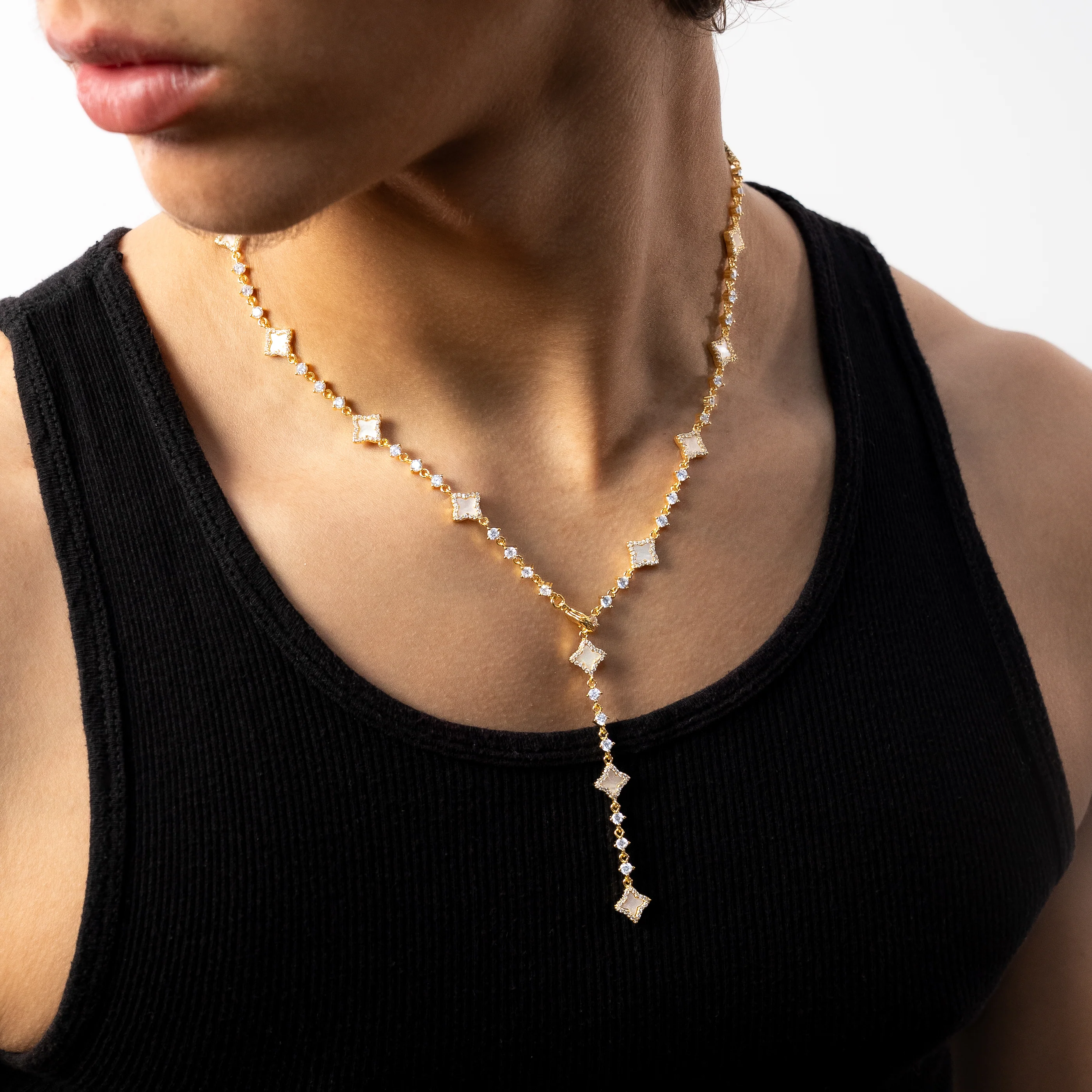 Lariat Flower Tennis Doré - Motif Blanc - Image 3